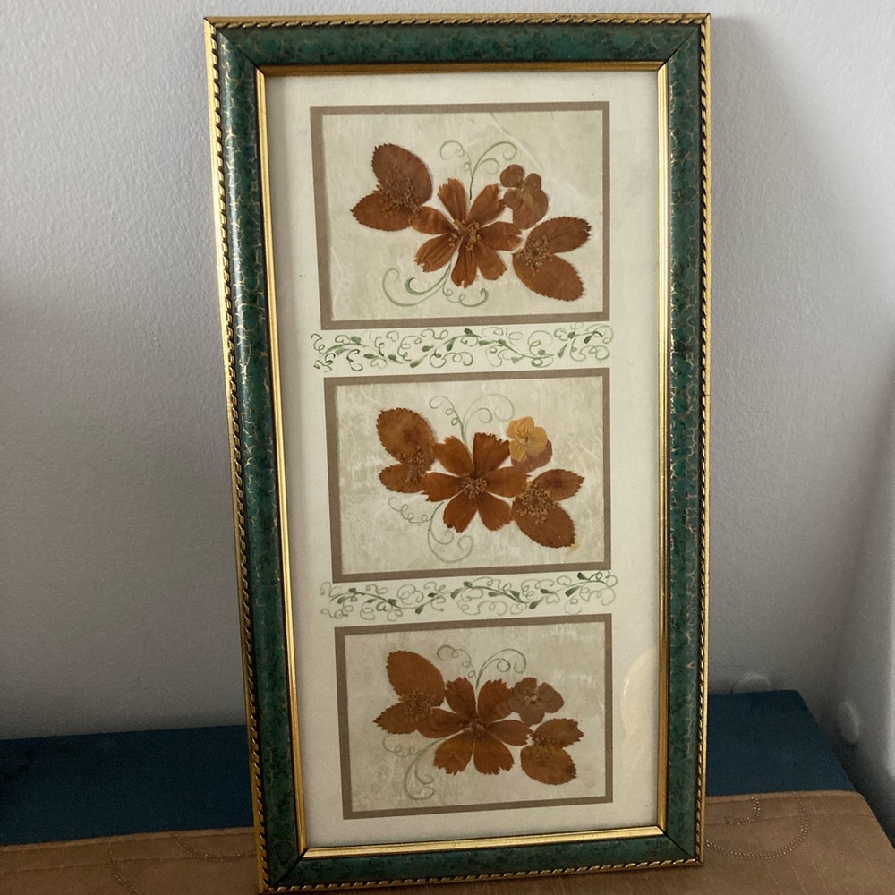 Beautiful vintage pressed floral art